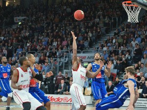 Beko BBL: Brose Baskets vs. Fraport Skyliners