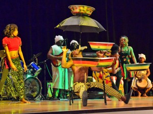 Jabula Africa - Tanzende Trommeln