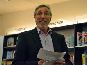 Samuel Kochs Lesung in der Universitätsbuchhandlung Görres