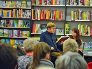 Samuel Kochs Lesung in der Universitätsbuchhandlung Görres