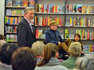 Samuel Kochs Lesung in der Universitätsbuchhandlung Görres