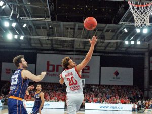 Beko BBL: Brose Baskets vs. Eisbären Bremerhaven