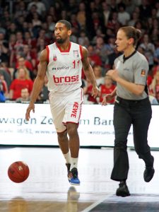Beko BBL: Brose Baskets vs. Eisbären Bremerhaven