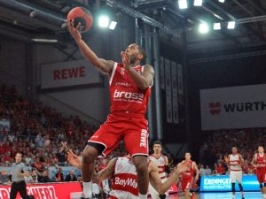 Playoffs 2016 - Halbfinale 1: Brose Baskets vs. FC Bayern München Basketball