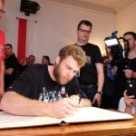 Meisterempfang im Rathaus und Eintrag ins Goldene Buch der Stadt