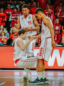 easyCredit BBL 17/18 - 11. Spieltag: Brose Bamberg vs. Telekom Baskets Bonn