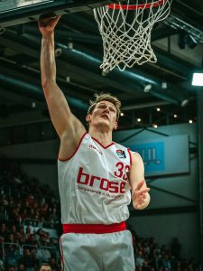 easyCredit BBL 17/18 - 12. Spieltag: Brose Bamberg vs. Science City Jena