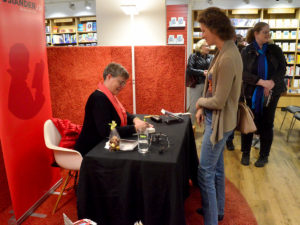 Schmoee Lesung Osiander