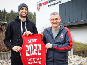 Brose Bamberg und Mateo Seric verlängern Vertrag bis 2022