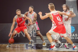 easyCredit BBL 20/21 - 7. Spieltag: Brose Bamberg vs. Telekom Baskets Bonn