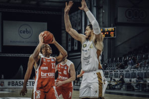 easyCredit BBL 20/21 - 14. Spieltag: Brose Bamberg vs. Basketball Löwen Braunschweig