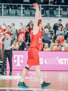 easyCredit BBL 22/23 - 14. Spieltag: Brose Bamberg vs. EWE Baskets Oldenburg