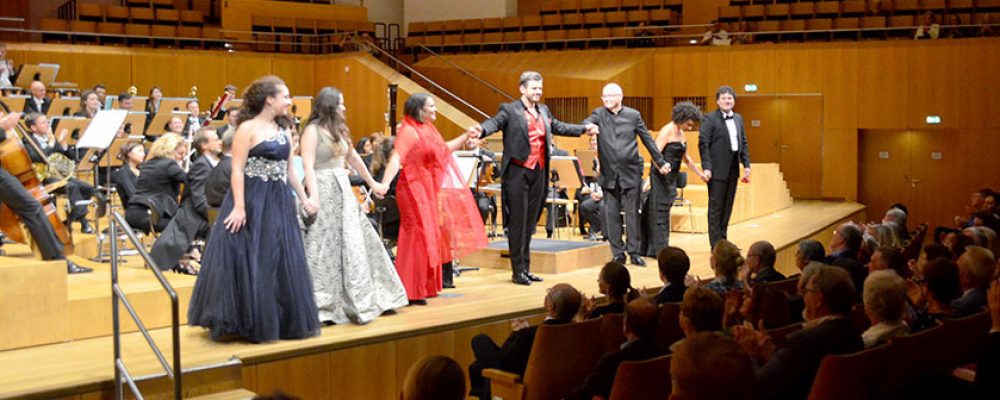 „Junge Stimmen am Opernhimmel“: Grandiose Rückkehr der Sommer Oper Bamberg
