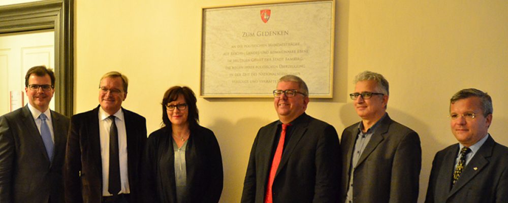 Gedenktafel für die im dritten Reich verfolgten Stadträte und Mandatsträger.