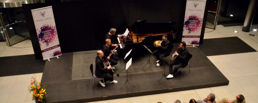 Stürmische Saisoneröffnung: „Wind Impressions“ im Foyer der HUK-COBURG