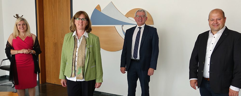 Freistaat verdoppelt Vereinspauschale