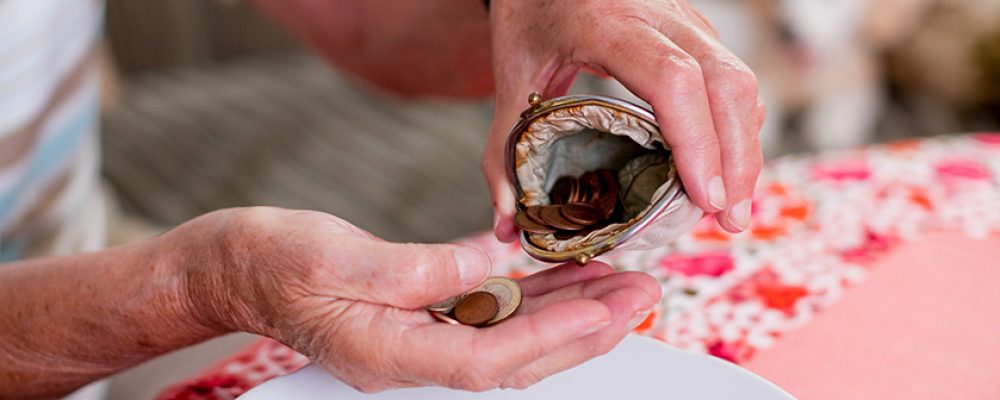 Lebensmittelpakete gegen Altersarmut