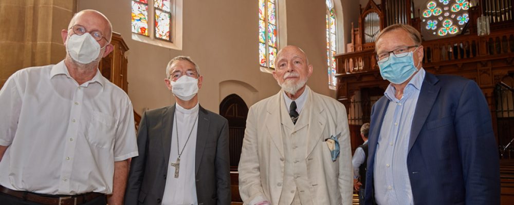Weitere vier Lüpertz-Fenster in St. Elisabeth der Öffentlichkeit vorgestellt