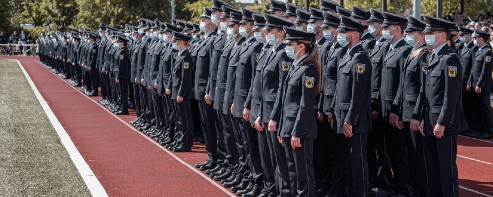 Öffentliche Vereidigung im Bundespolizeiaus- und -fortbildungszentrum Bamberg