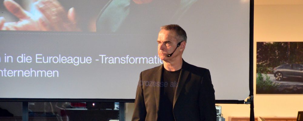 Dirk Bauermann zum Thema „vom Abstiegskandidaten in die Euroleague“