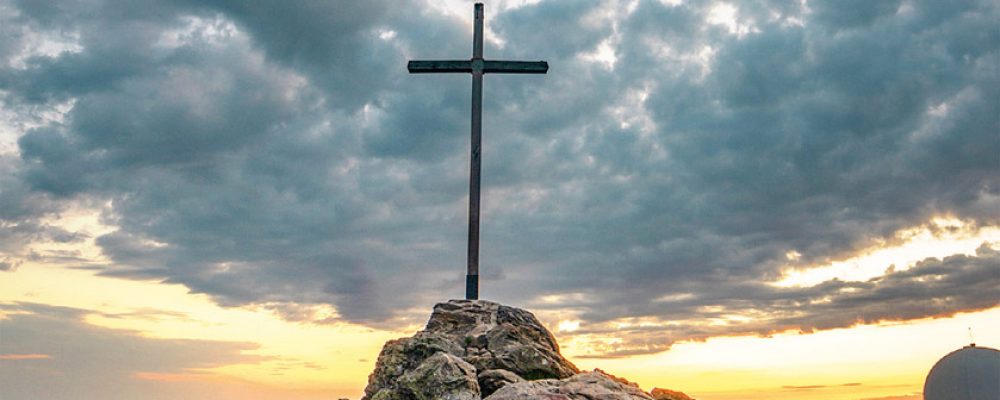 Gefahr am Berg: Neuer Niederbayern-Krimi von Friederike Schmöe – Tatort Bayerischer Wald