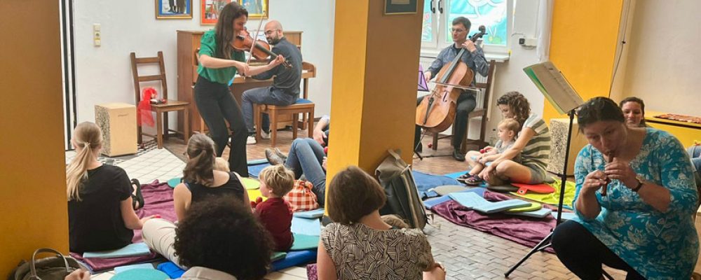 Vielfältige Livemusik für Babys und Kinder