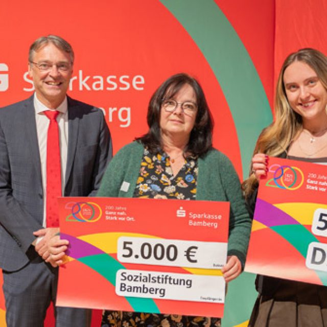 Gemeinsam Gutes tun – 10 000 Euro für zwei soziale Projekte