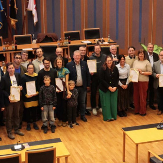 Von Auerochsen bis Schulwald: Klimaschutzpreise 2025 verliehen