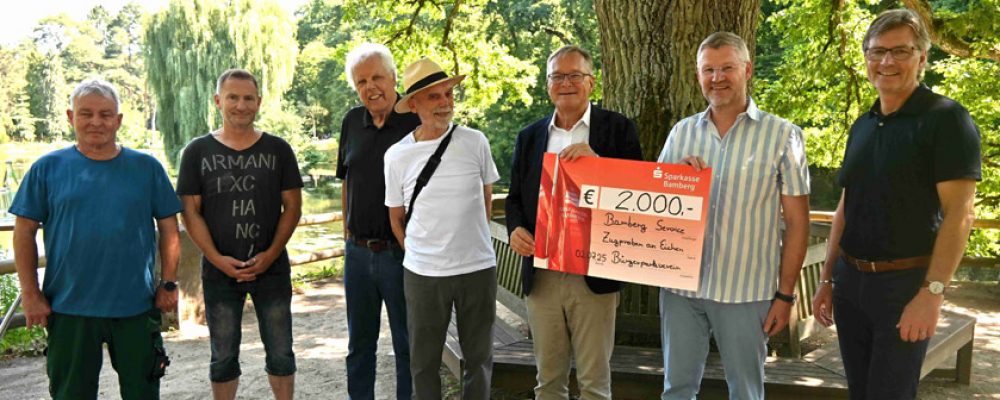 Spendenübergabe für Zugproben an Alteichen im Hain