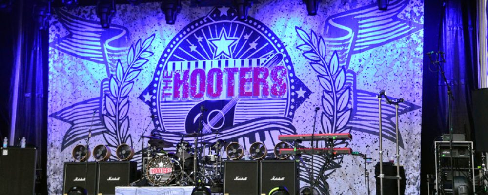 Auftakt der Rösler Open AIRS 2025: The Hooters bringen Schloss Eyrichshof zum Beben