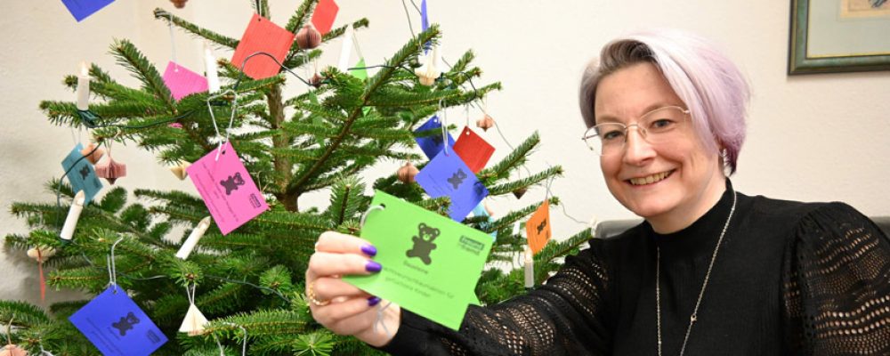 Geschenkbaumaktion für geflüchtete Kinder in Bamberg